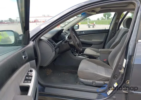 2007 Honda Accord 2.4 Ex z USA, uszkodzony, nr VIN 1HGCM567X7A158015